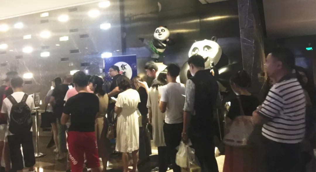 尊龙凯时带你与阿汤哥一起海陆空全面出击! 尊龙凯时带你与阿汤哥一起海陆空全面出击!