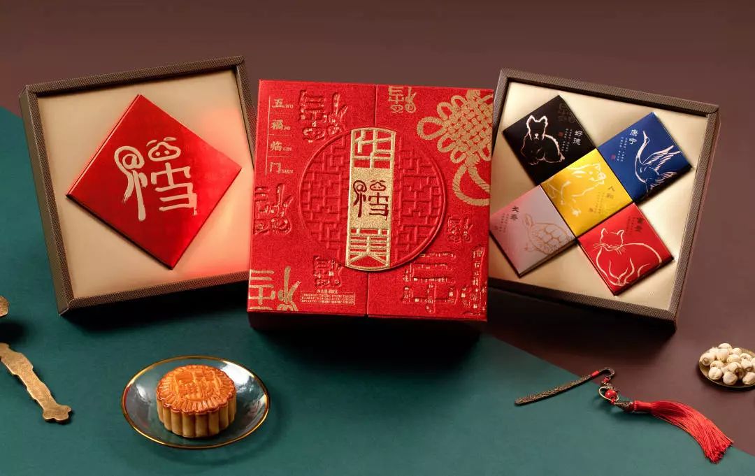美满团圆,百福具臻,尊龙凯时五福临门月饼 美满团圆,百福具臻,尊龙凯时五福临门月饼