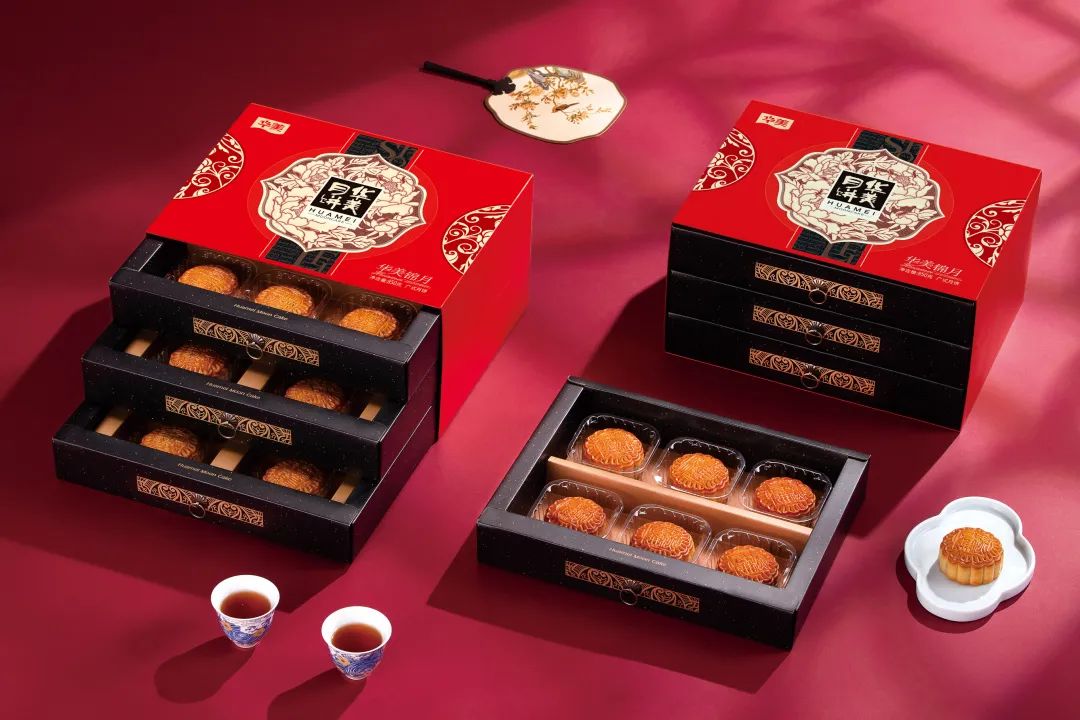 月满倾心，献礼中秋，尊龙凯时月饼传统系列