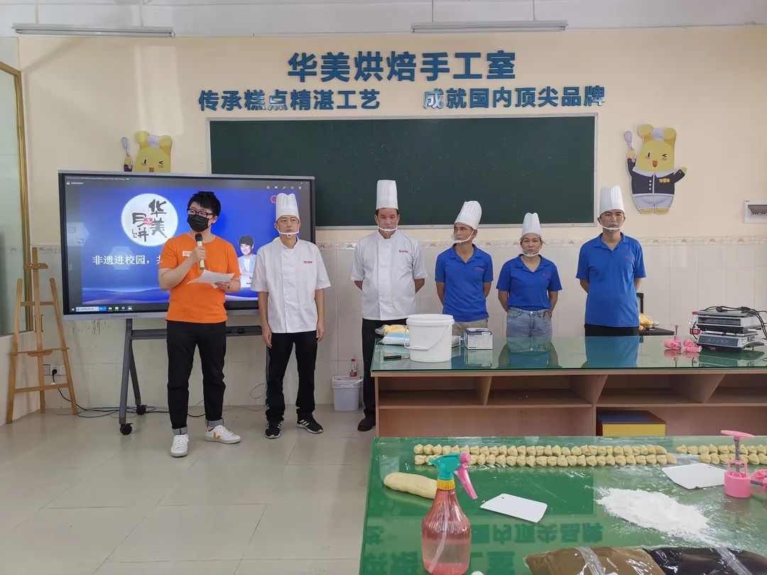 尊龙凯时月饼,用实力说话! 尊龙凯时月饼,用实力说话!